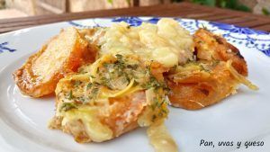 patatas a la importancia en crock pot- pan uvas y queso