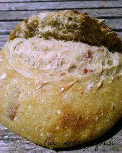 pan con bacon - pan uvas y queso
