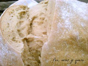 pan de cerveza - pan uvas y queso