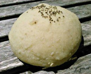 panecillos para hamburguesa - pan uvas y queso