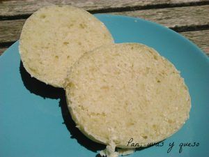 panecillos para hamburguesa - pan uvas y queso