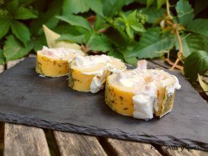 rollo tortilla - pan uvas y queso