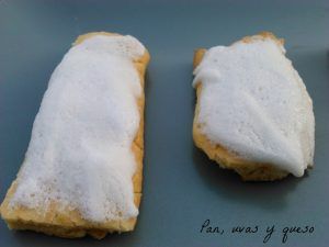 sequillos de chovar - pan uvas y queso
