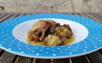 pollo a la miel - pan uvas y queso