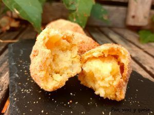 croquetas patata - pan uvas y queso