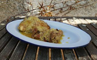 pollo a la mostaza - pan uvas y queso