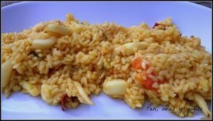 arroz a banda - pan uvas y queso