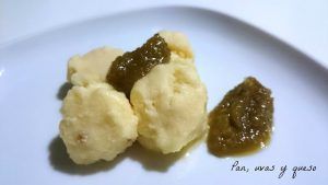 helado de queso - pan uvas y queso