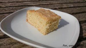 bizcocho semifino - pan uvas y queso