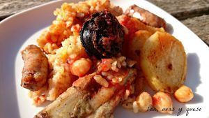 arroz al horno de chert - pan uvas y queso
