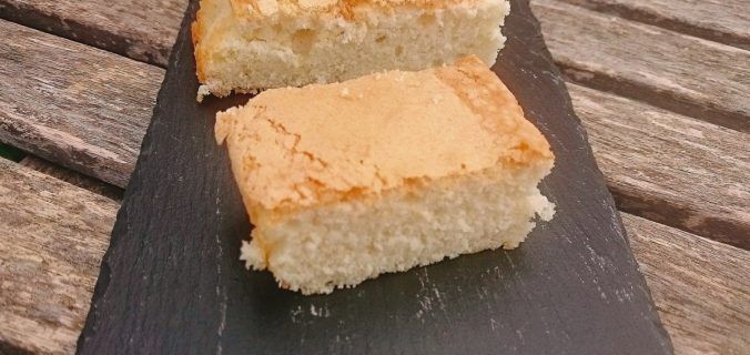 bica blanca - pan uvas y queso