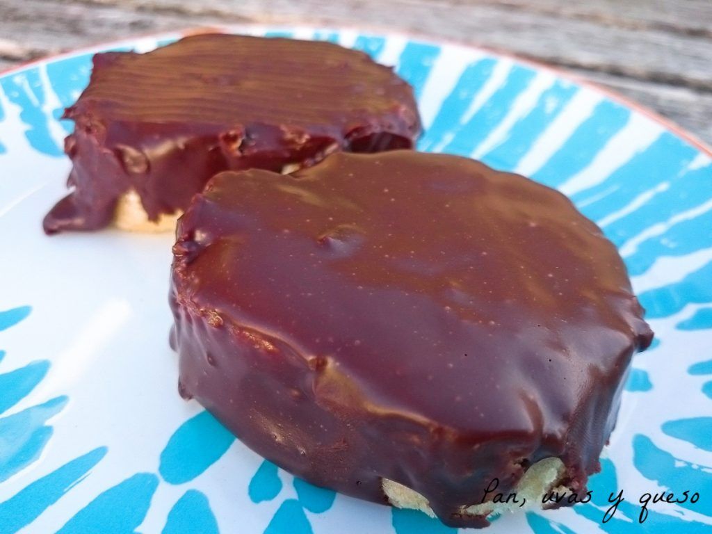 phoskitos caseros - pan uvas y queso 