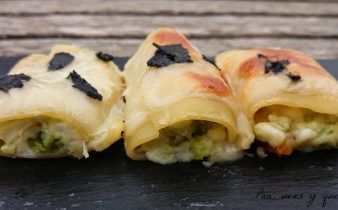 paccheri rellenos - pan uvas y queso