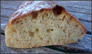 chapata con biga - pan uvas y queso