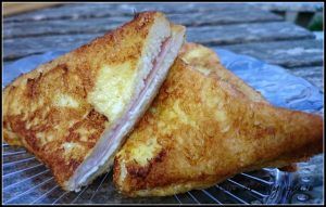 sandwich emparedado - pan uvas y queso