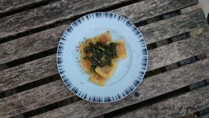 pesto - pan uvas y queso