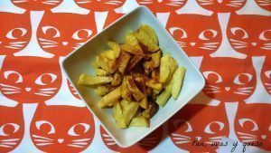 salsa fria picante - pan uvas y queso