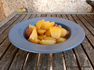 patatas rojiverdes crockpot - pan uvas y queso