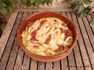 tartiflette - pan uvas y queso