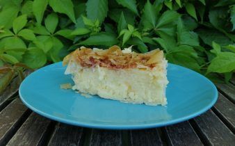 pastel de leche griego thermomix - pan uvas y queso