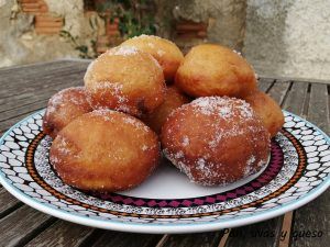 berlinas de chocolate en thermomix - pan uvas y queso
