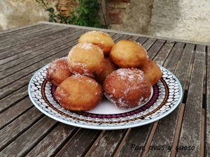 berlinas de chocolate en thermomix - pan uvas y queso