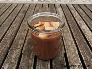 Natillas de chocolate thermomix - pan uvas y queso