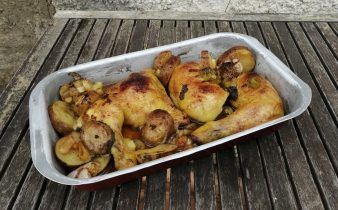 pollo asado - pan uvas y queso