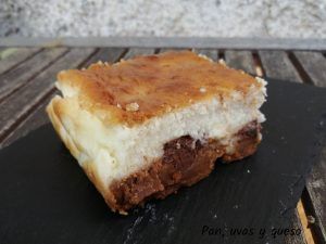 chocolate polka dots cheesecake - pan uvas y queso