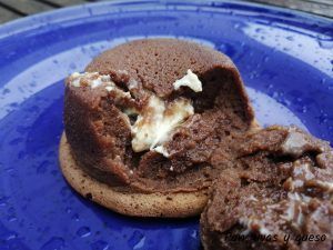 coulant de chocolate en thermomix - pan uvas y queso