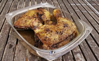 Pollo al vinagre crockpot - pan uvas y queso