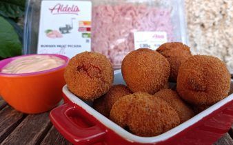 bolitas de pollo - pan uvas y queso