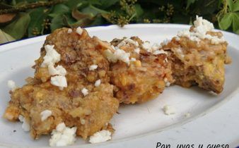 pollo en pepitoria crockpot - pan uvas y queso