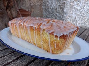 cake limon glaseado thermomix - pan uvas y queso