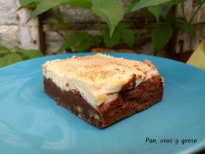 brownie cheesecake - pan uvas y queso
